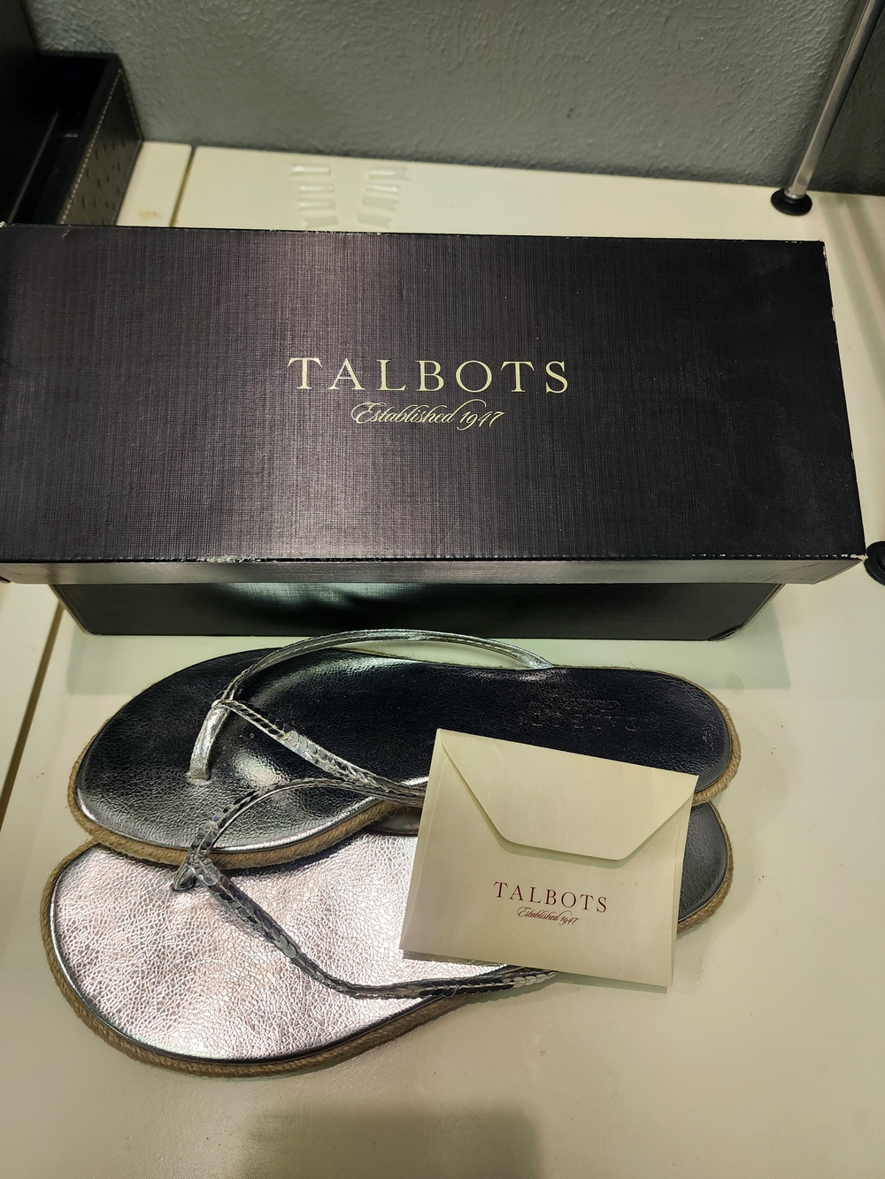 Talbots Silver Metallic Women's Flip Flop Sandals